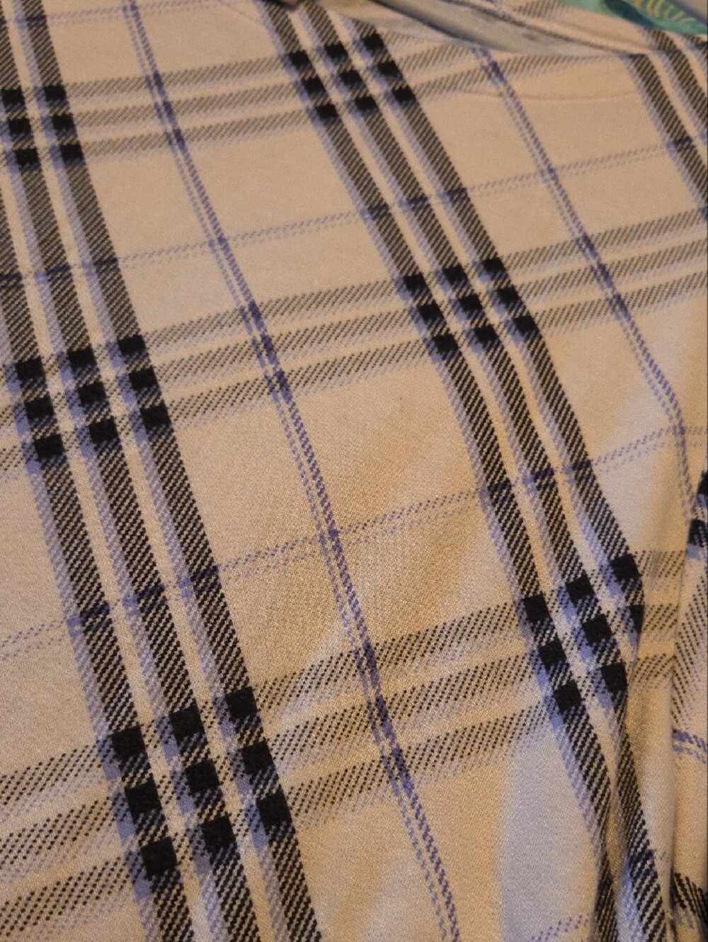 Chico's Cream Plaid Long-Sleeve Tee Size 4 - Picture 4 of 4